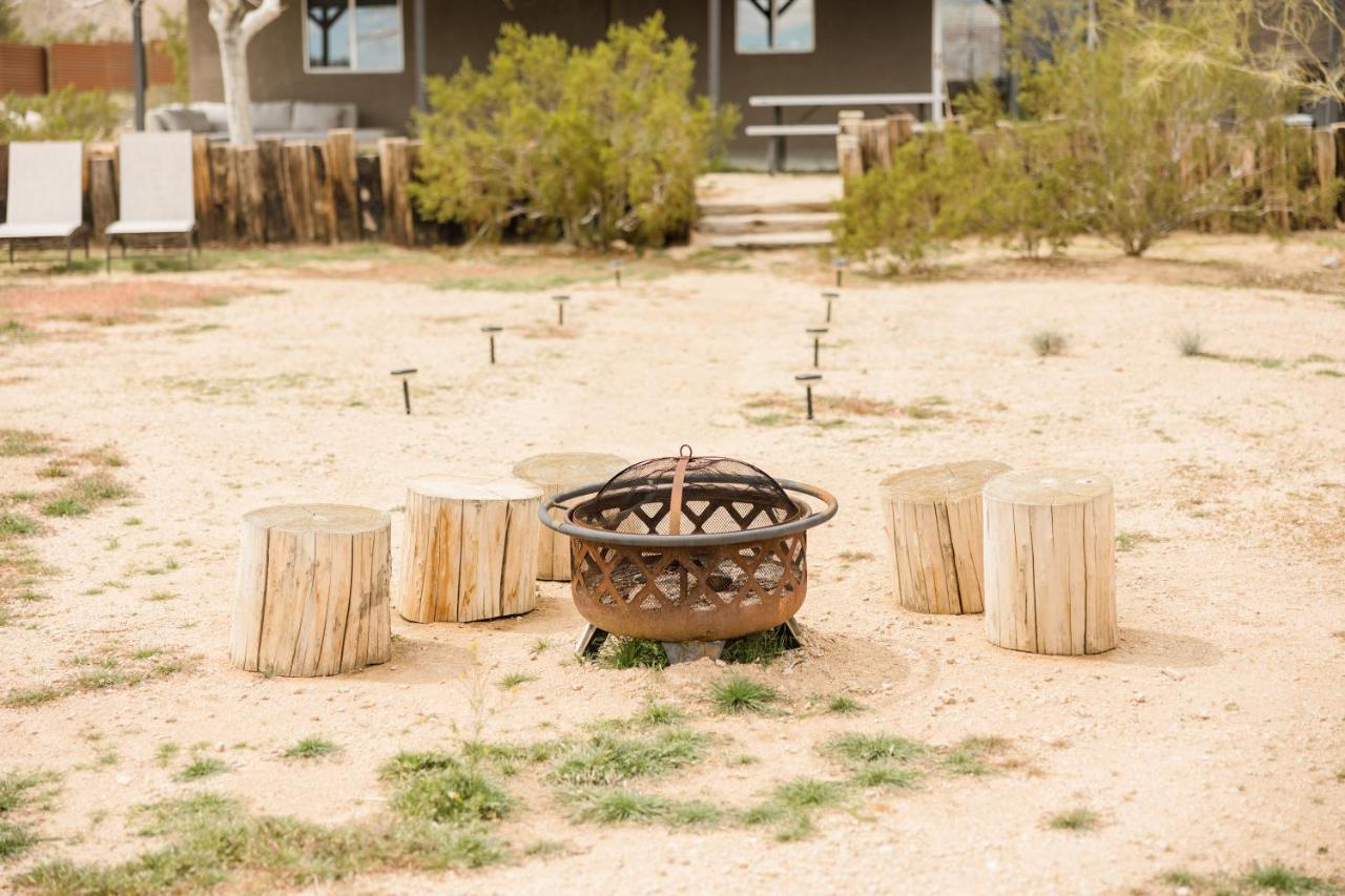 Cheerful 2Bedroom Home With Hot Tub And Cowboy Pool In Joshua Tree Exterior photo